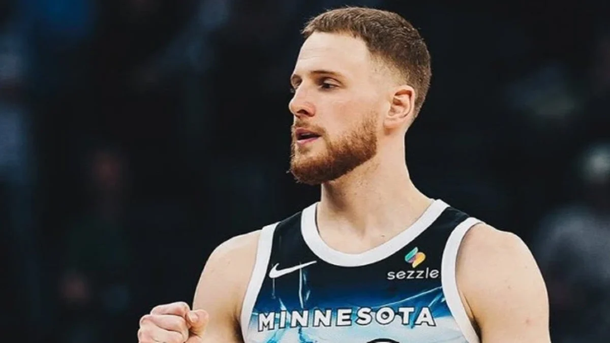temporada Donte DiVincenzo troca