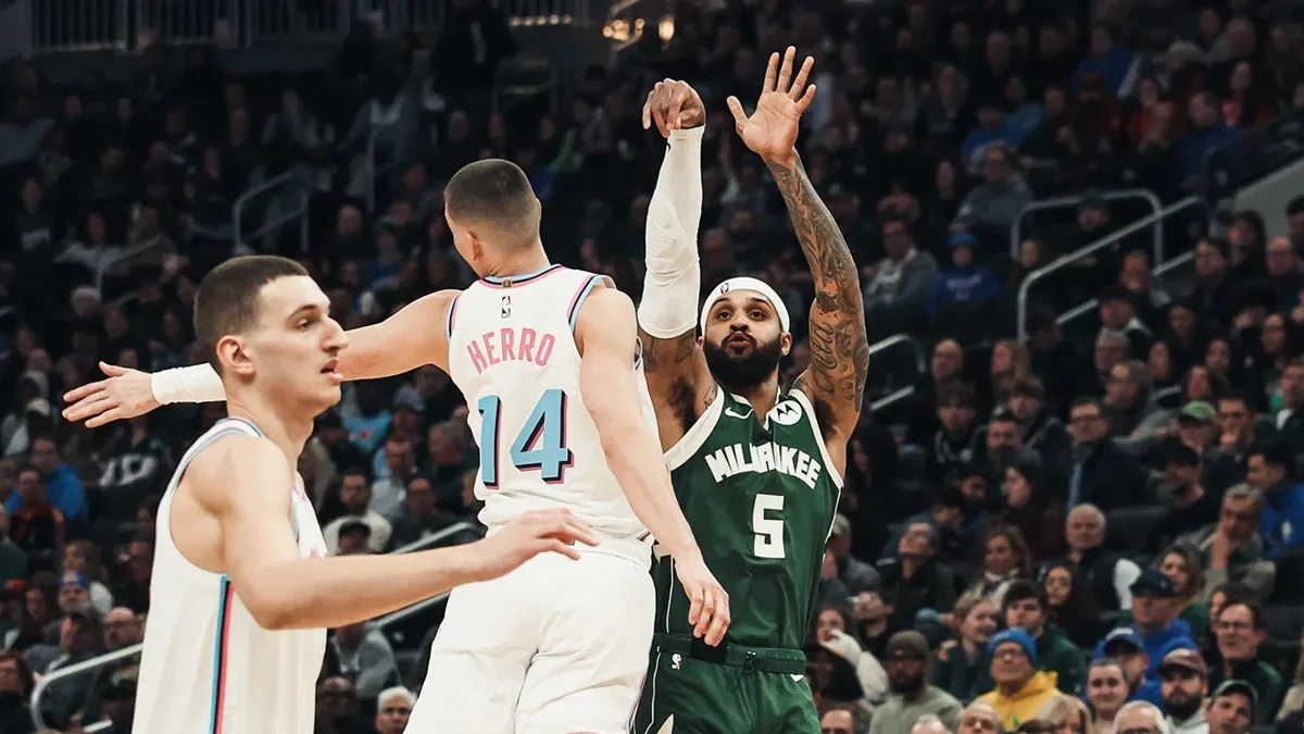 contrato NBA punição Bucks