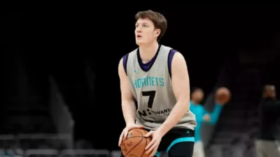 kon knueppel temporada hornets