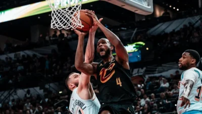 Evan Mobley Kevin Garnett