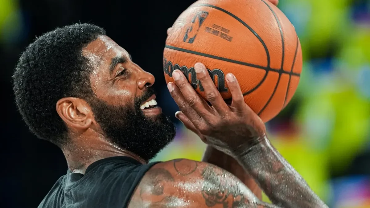 Heat troca Kyrie Irving